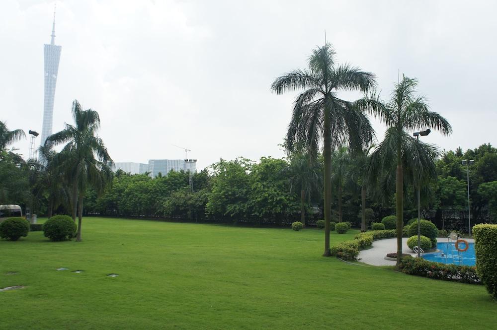 Ramada By Wyndham Pearl Guangzhou-Canton Fair Free Shuttle Bus Экстерьер фото