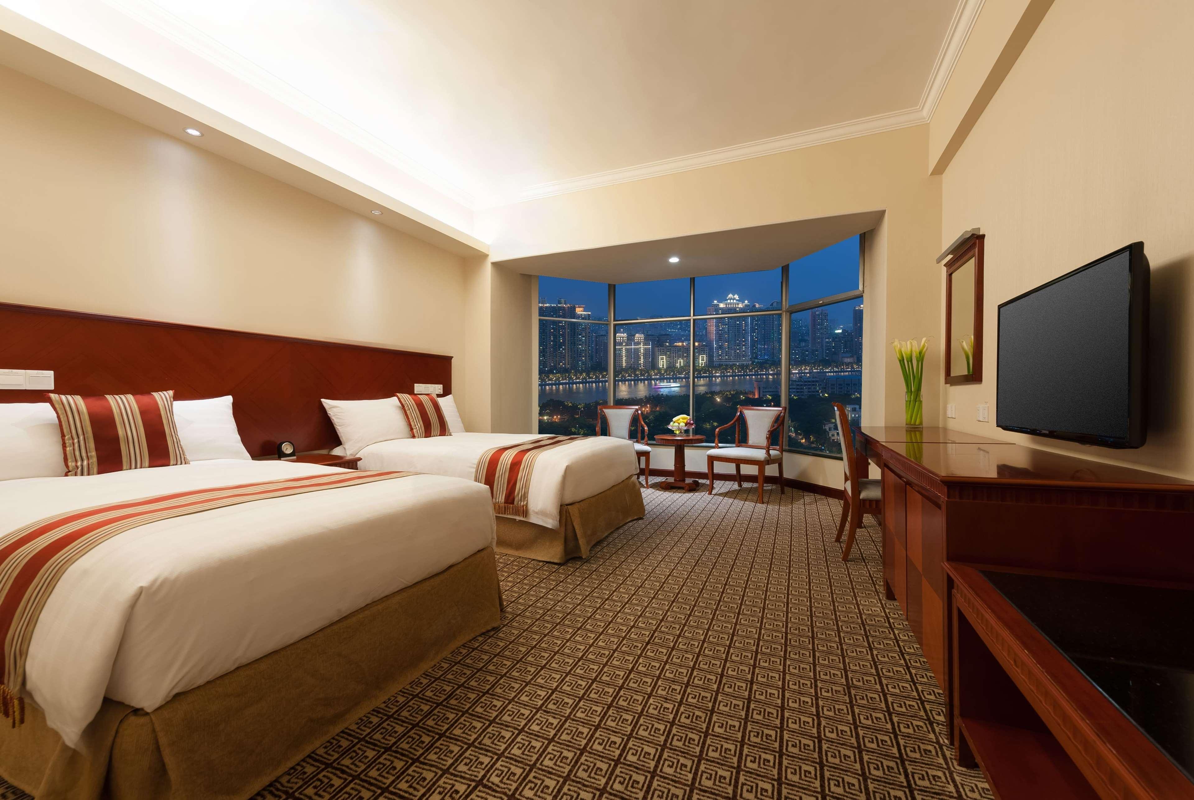 Ramada By Wyndham Pearl Guangzhou-Canton Fair Free Shuttle Bus Экстерьер фото
